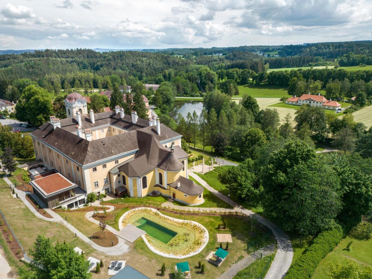 Schlosshotel Rosenau Superior Schloss Rosenau Buitenkant foto