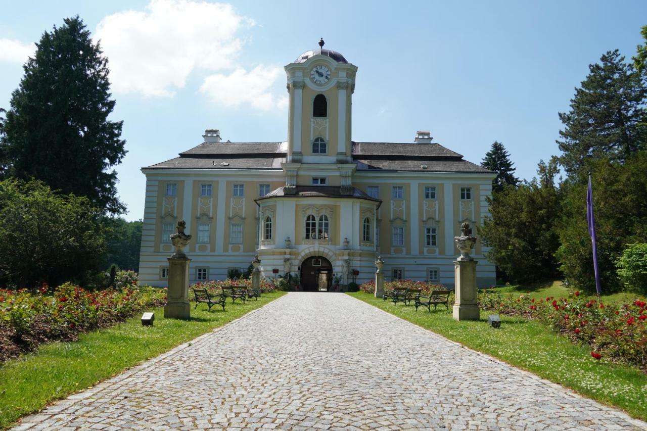 Schlosshotel Rosenau Superior Schloss Rosenau Buitenkant foto