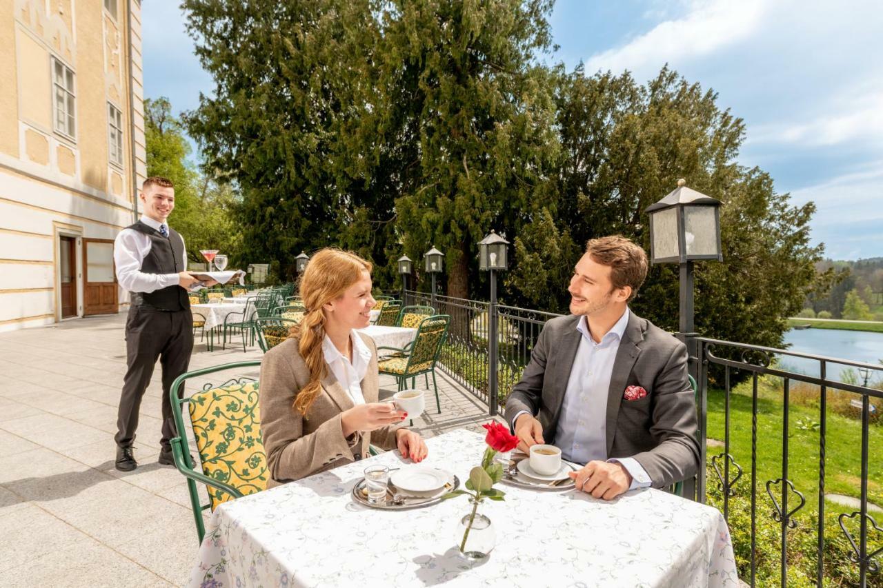 Schlosshotel Rosenau Superior Schloss Rosenau Buitenkant foto